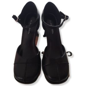CLASSIFIED ROWENA COLOR BLACK VITELLO PU SHOES SIZES 6 1/2